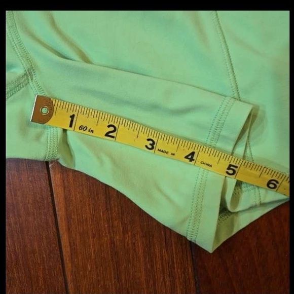 Athleta Salutation Stash Pocket Shorts || 5” Shorts - Picture 7 of 10